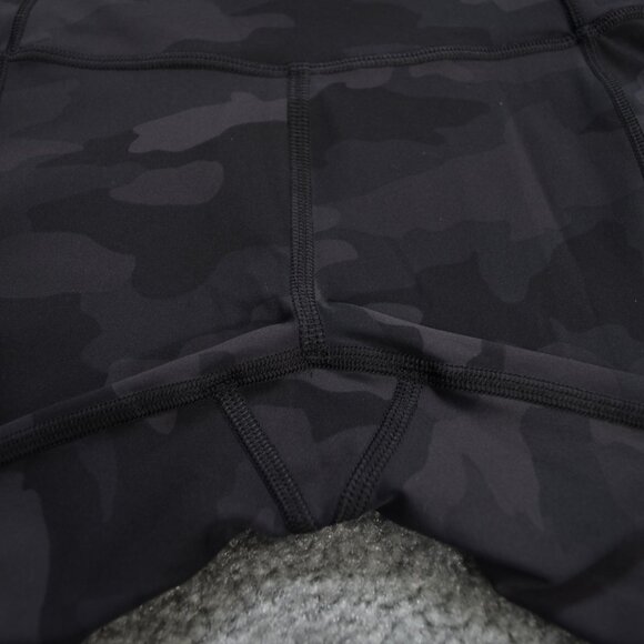 Lululemon Fast and Free Short size 4 *EUC - Picture 5 of 11